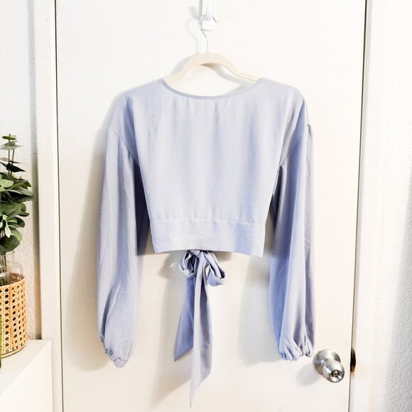 🦋 ARITZIA WILFRED Lilac Periwinkle Purple Crop Top Wrap Tie Back XS Blouse - Picture 1 of 5